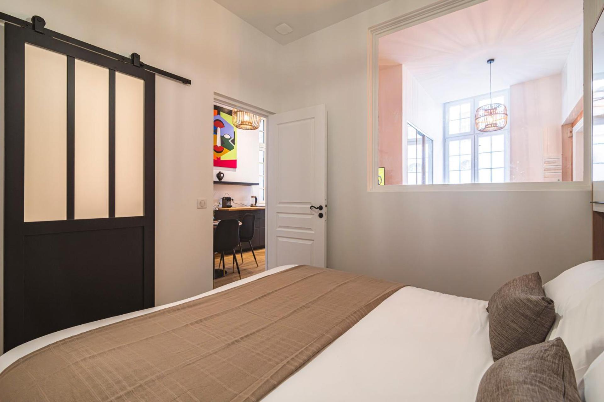 Mm Suites Loft Cathedrale Reims Extérieur photo